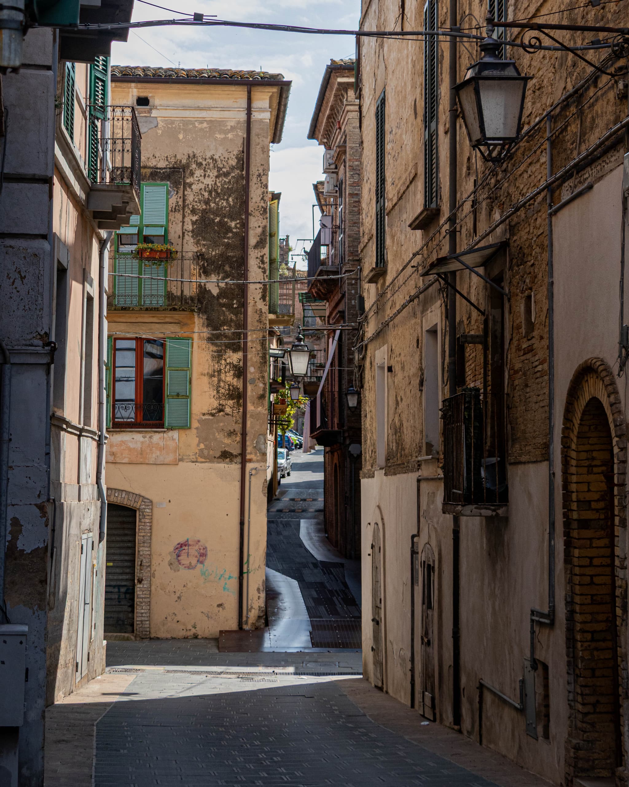 Picturesque alley in the historic old town of Lanciano